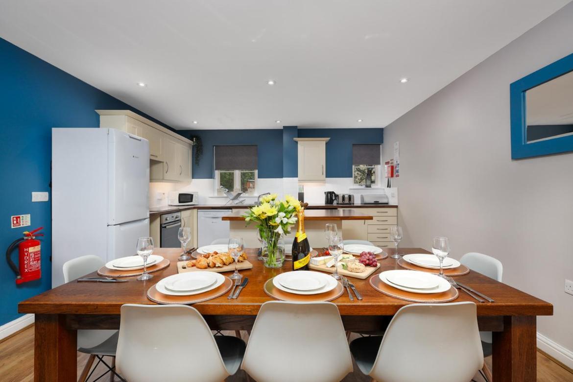 מטלוק Hassop Cottage - Darwin Lake Holiday Village מראה חיצוני תמונה